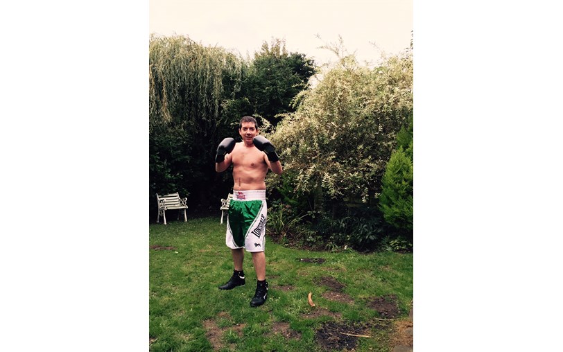 Robert Hegarty is fundraising for Cancer Research UK