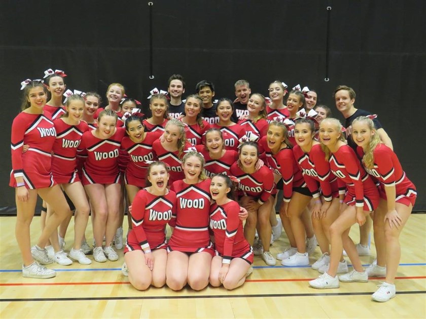 Collingwood Cheer is fundraising for Student Minds
