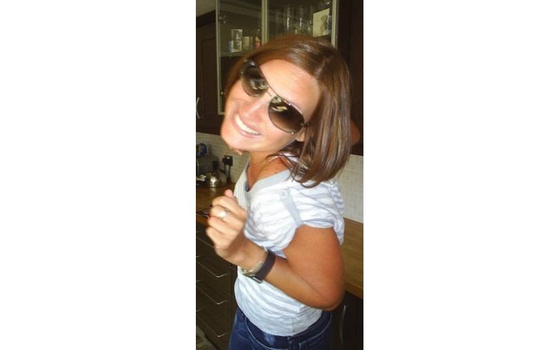 Laura Chalmers is fundraising for Marie Curie