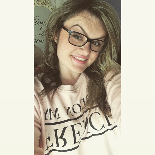 Chelsea Evans is fundraising for Cancer Research UK