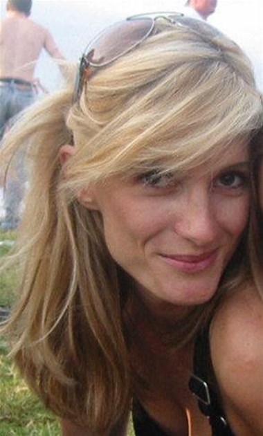 Helen Kent is fundraising for Save the Rhino International