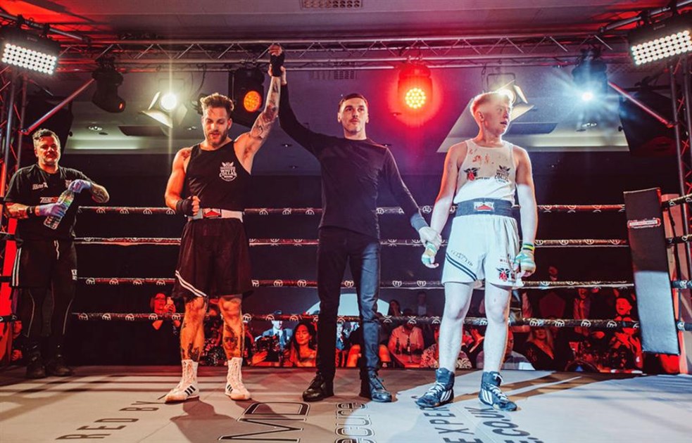 Alexis Pereira is fundraising for Macmillan Cancer Support