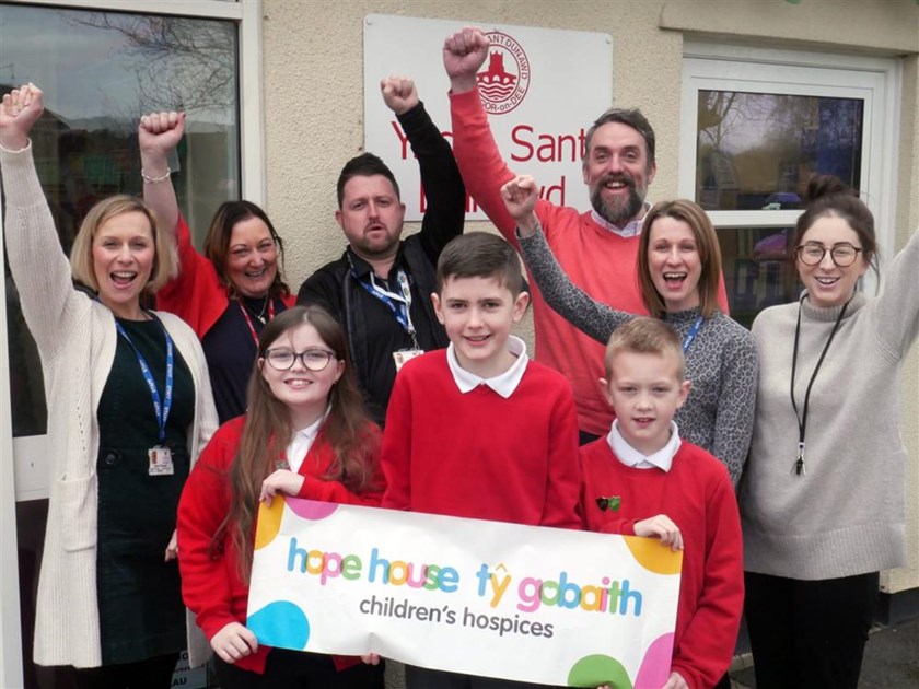 Ysgol Sant Dunawd Staff is fundraising for Hope House & Ty Gobaith