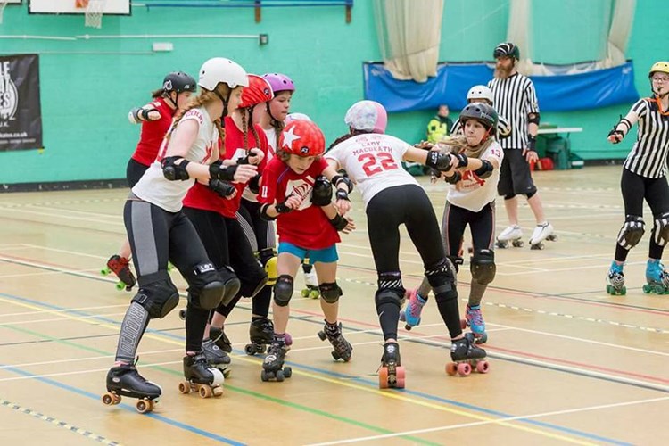 Donate Team GB Junior Roller Derby