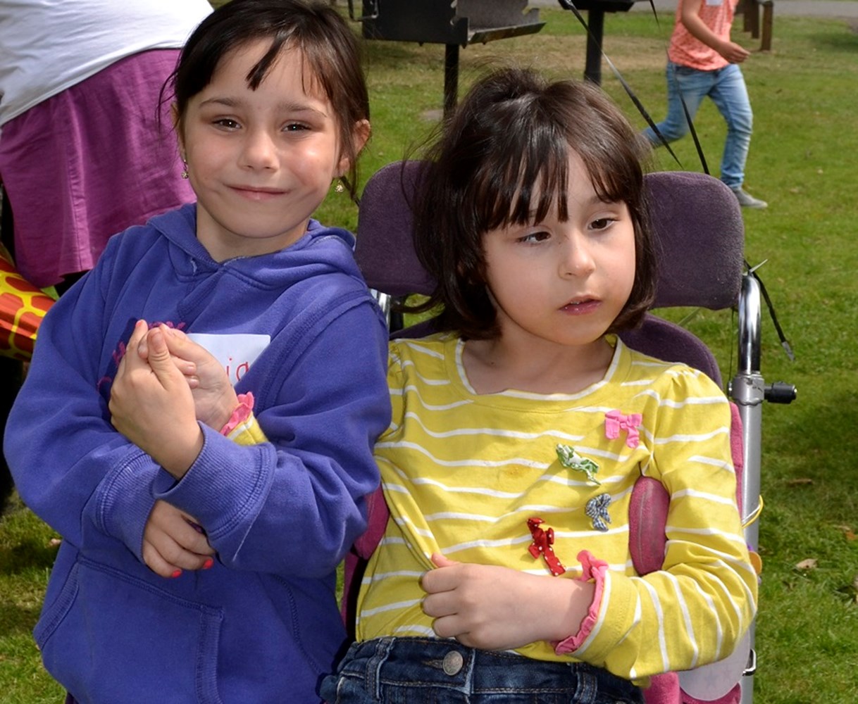 helping siblings understand brain