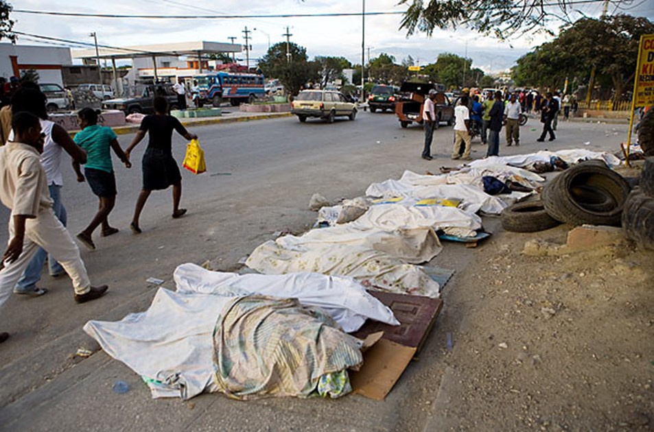 Tara Burns is fundraising for Disasters Emergency Committee