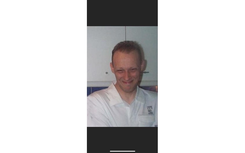 rich mounfield is fundraising for Douglas Macmillan Hospice