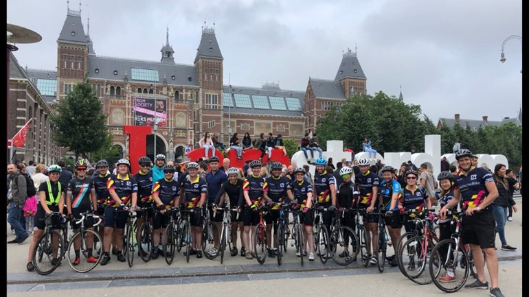 David Short Is Fundraising For Cure Leukaemia And Rays Of Sunshine