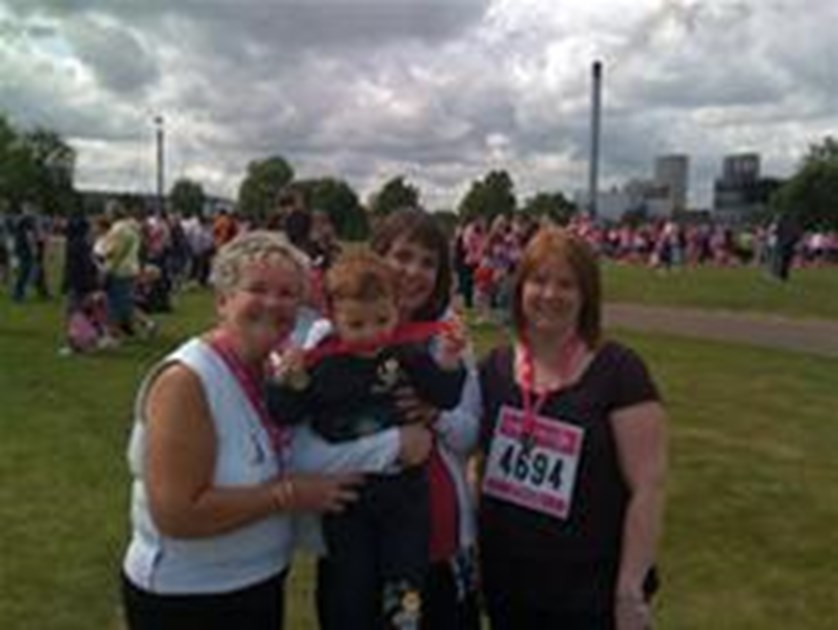 Alison Quinn is fundraising for Cancer Research UK