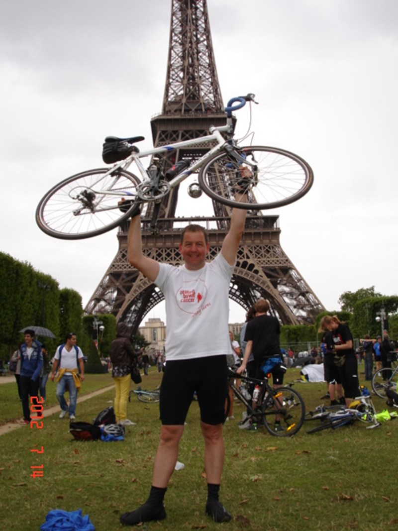 Robert Ridley is fundraising for Beating Bowel Cancer