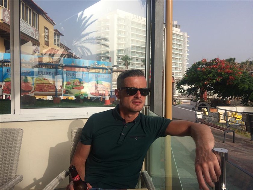 Alan Rigby is fundraising for Teenage Cancer Trust