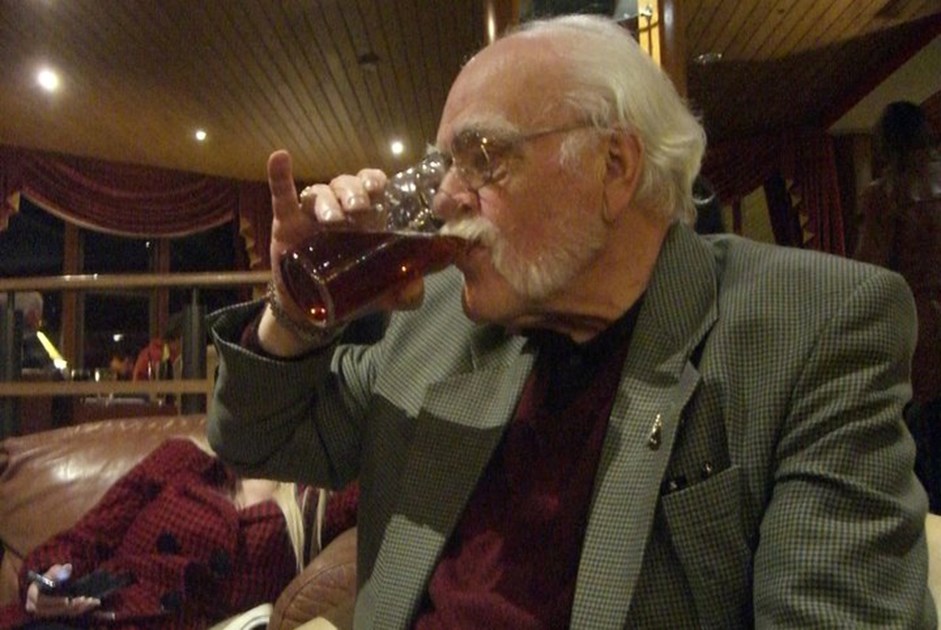 shaun king is fundraising for Macmillan Cancer Support