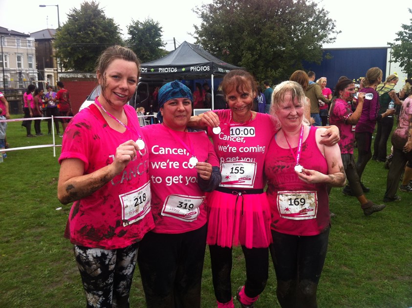 Sarah Dempsey is fundraising for Cancer Research UK