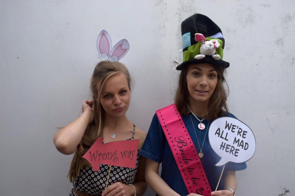 Sara Lomax is fundraising for Crohn’s & Colitis UK