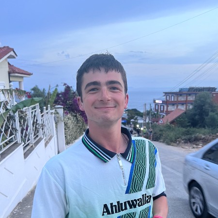 Geordie CampbellHarris is fundraising for Children with Cancer UK