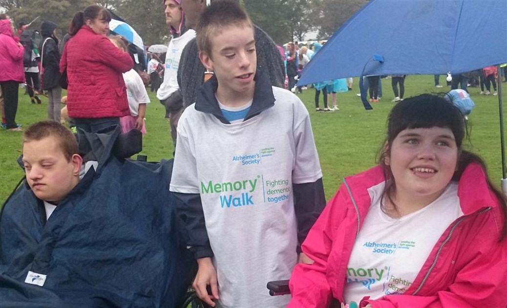 Joanne Brophy is fundraising for Alzheimer's Society