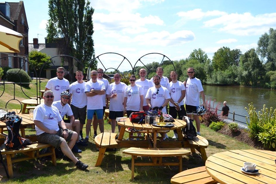 Al Lockhart is fundraising for Cancer Research UK