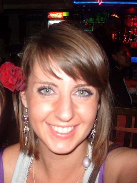 Claire McLenaghan is fundraising for Marie Curie