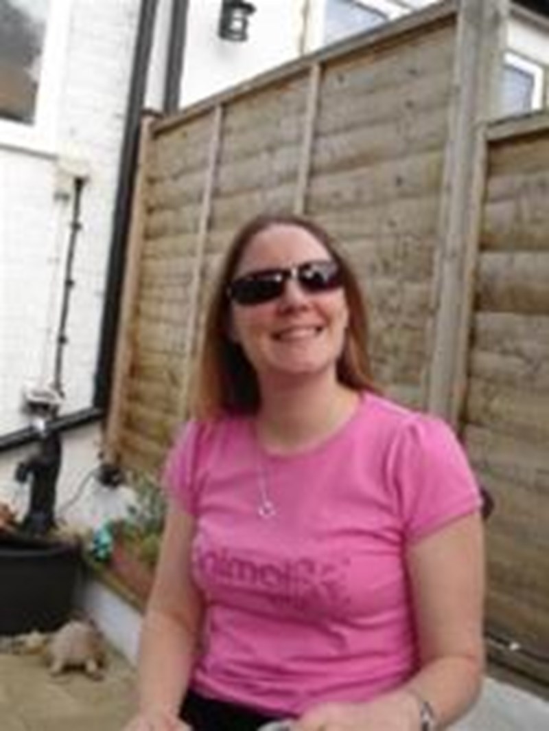 Amanda Hepple is fundraising for Cancer Research UK