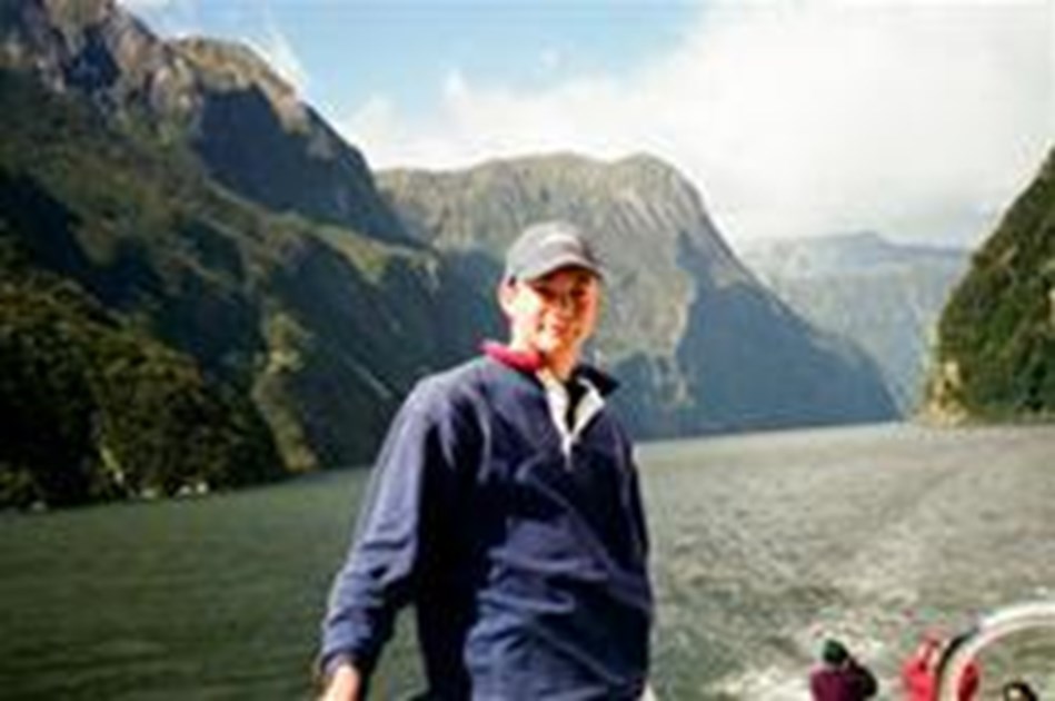 Rob Bolton is fundraising for Cancer Research UK