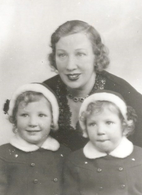 Diane Robinson is fundraising for Breast Cancer Now