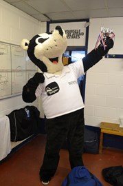 community-dons-is-fundraising-for-st-john-ambulance