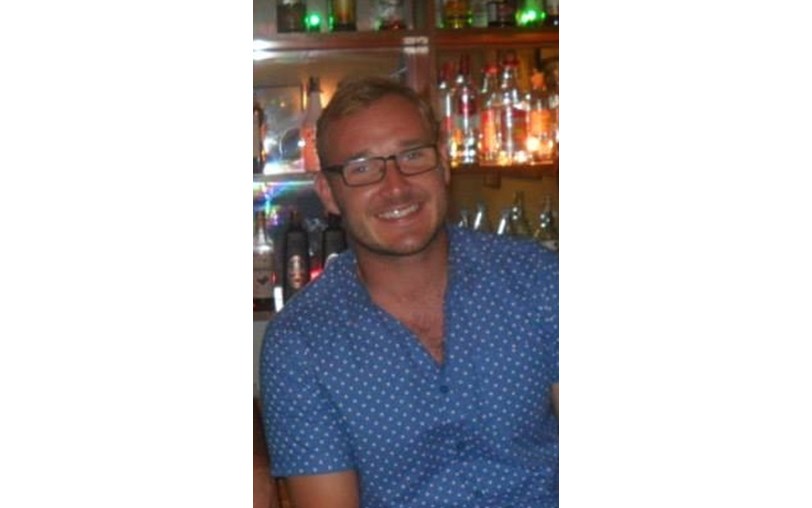 Glenn Williamson is fundraising for Alzheimer's Society