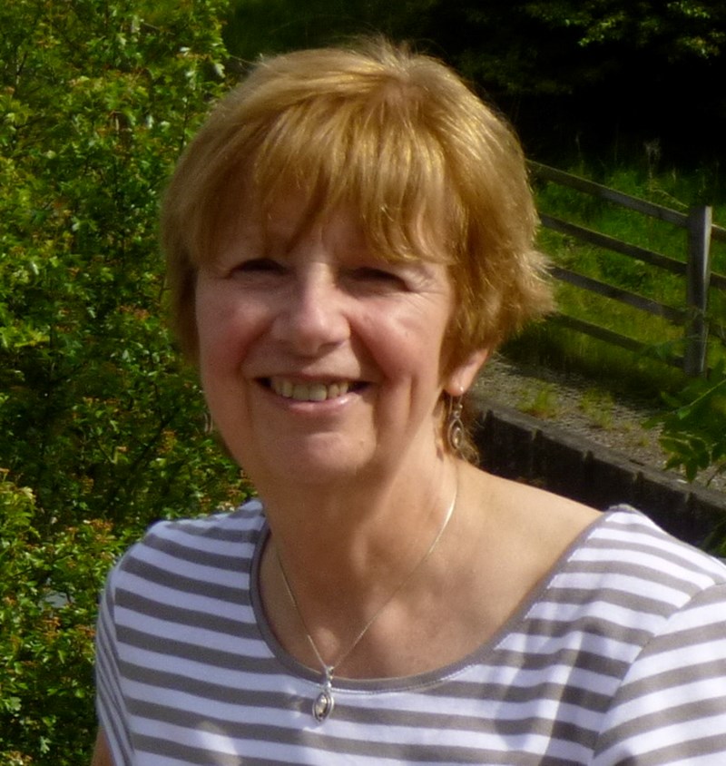 Angela Bradley is fundraising for Cancer Research UK