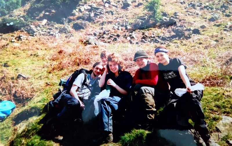 Tim Hardingham Hannah Durning-Capella is fundraising for Save the Children