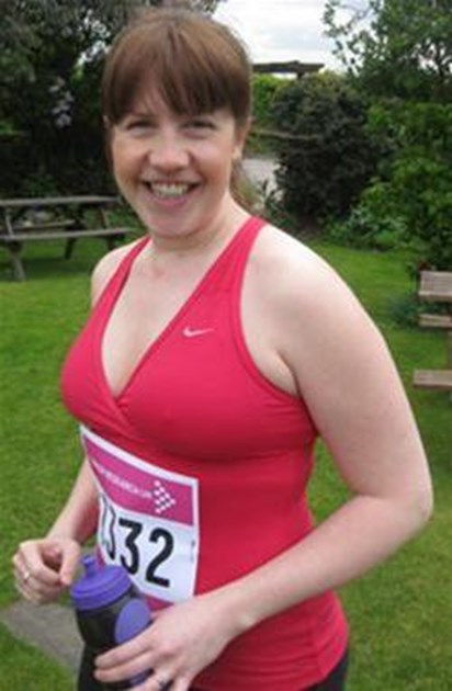 Wendy Oxlade is fundraising for Cancer Research UK