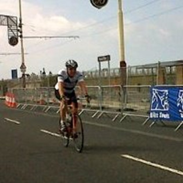 Steve Moult Is Fundraising For THE CHRISTIE CHARITY steve-moult-is-fundraising-for-the-christie-charity