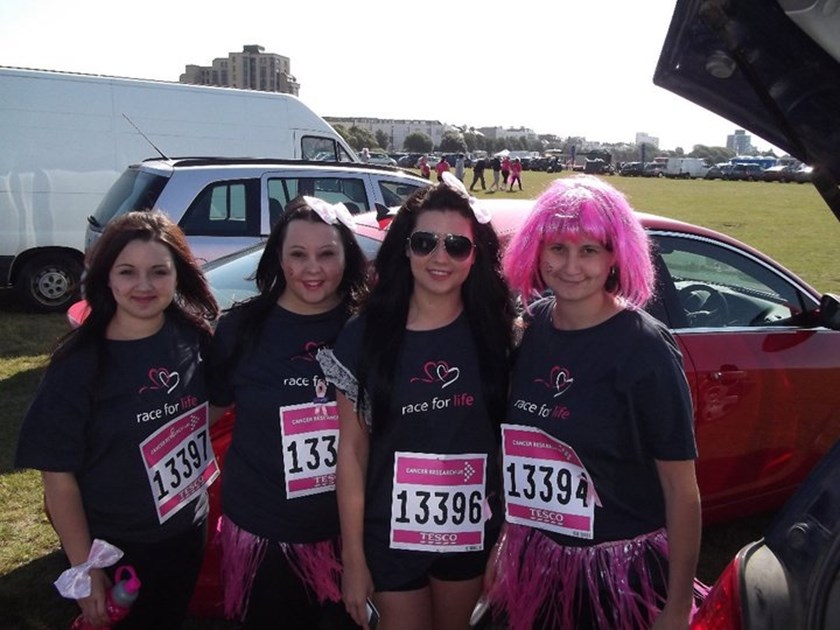 Vicky Stone Vicki Stone is fundraising for Cancer Research UK