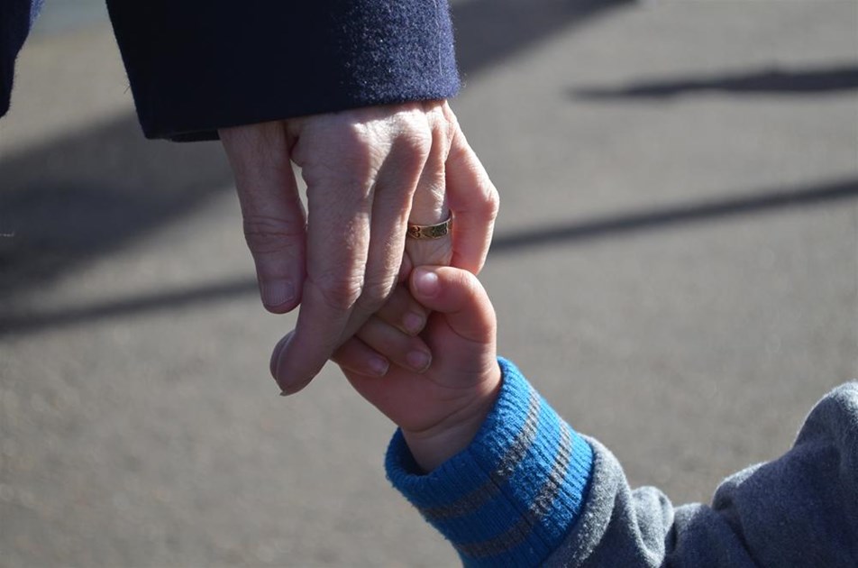 VICTORIA ROPER is fundraising for Alzheimer's Society