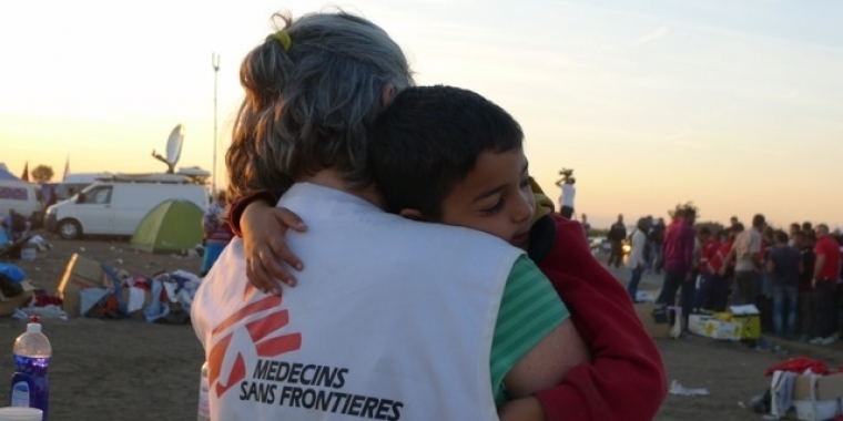 Beatrice Holmes is fundraising for Medecins Sans Frontieres