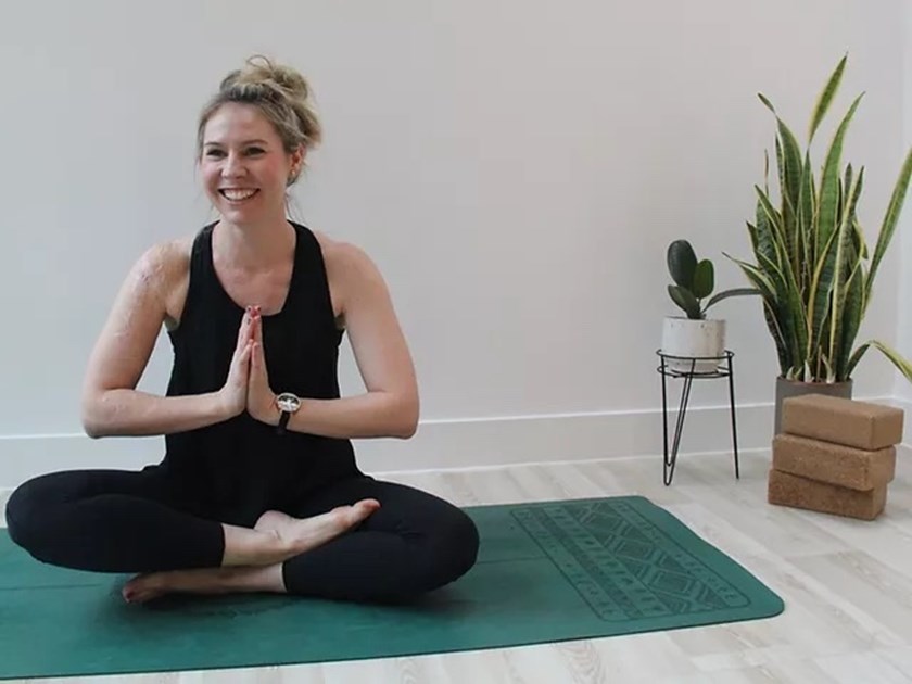 Anna Yoga is fundraising for Cancer Research UK