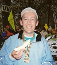 Colin Wells Is Fundraising For Shelter   Londonmarathon2006 